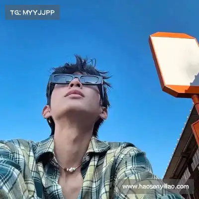尤瑾千
